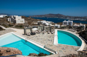 Elegant villa with ocean views 2 shared pools